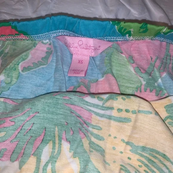 Lilly Pulitzer skirt romper with shorts and pockets size xs - Picture 4 of 5